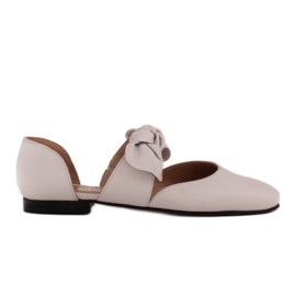 Marco Shoes Bailarinas com arco em couro granulado branco