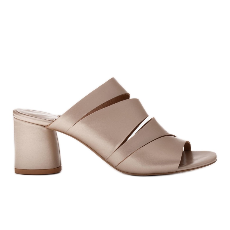 Marco Shoes Chinelos de couro feminino, listras cortadas dourado