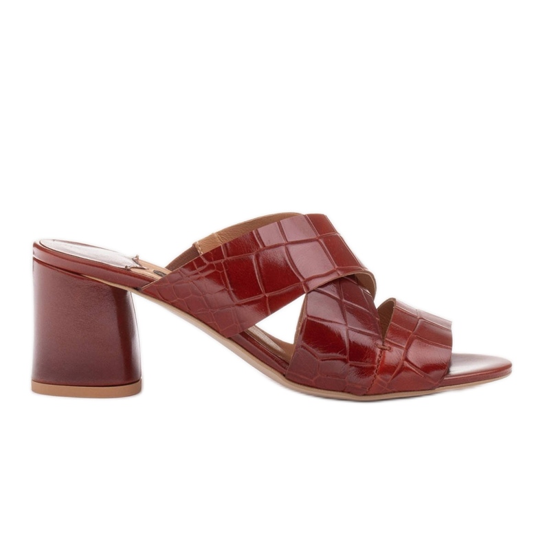 Marco Shoes Chinelos femininos de couro feitos de couro com listras cortadas vermelho