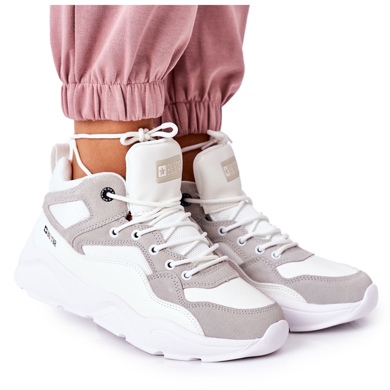 Calçado desportivo feminino. Ténis Big Star GG274643 Branco