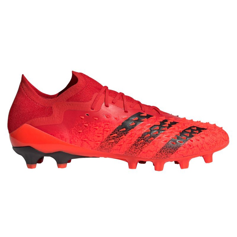 Chuteiras Adidas Predator Freak.1 Low Ag M GZ2809 vermelho laranjas e tintos