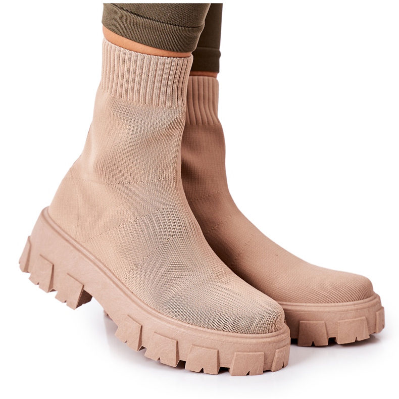 PS1 Inspiração para trabalhadores de tecido elástico na plataforma bege PS1 Inspiração para trabalhadores de tecido elástico na plataforma bege