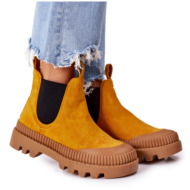 Mulanka Trabalhadores de camurça na plataforma amarela vêm comigo amarelo