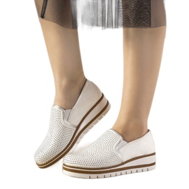Sapatos prateados deslizantes com tachas GF-FD9 branco