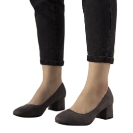 Bombas cinza no posto Sempre Bombas cinza no posto Sempre