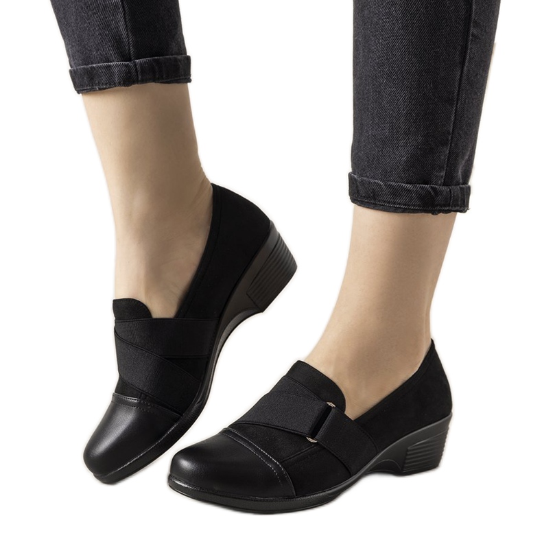 Sapatos pretos com cordões melhores