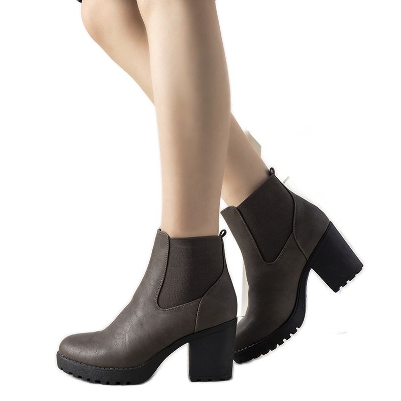 Botas marrons no poste de Brooke castanho Botas marrons no poste de Brooke castanho