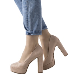 Salto alto bege na plataforma Aisha