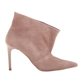 Marco Shoes Alfinetes de couro com frente estendida bege Marco Shoes Alfinetes de couro com frente estendida bege