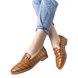 Mocassins de camelo no padrão de pele de crocodilo Vinceza marrom