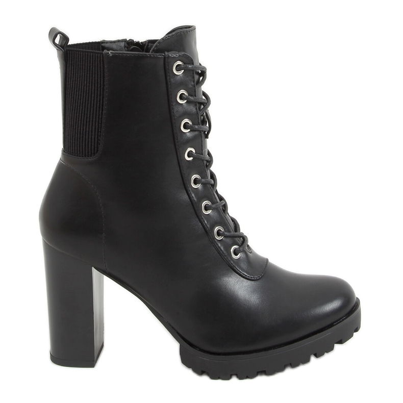 Botas pretas no poste preto 688-238 preto
