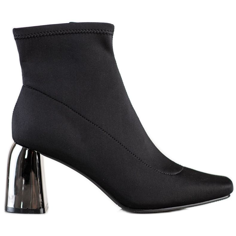 M.Daszyński Botas elegantes de salto alto preto