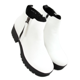 Botas brancas 9B1053 brancas com sola grossa branco