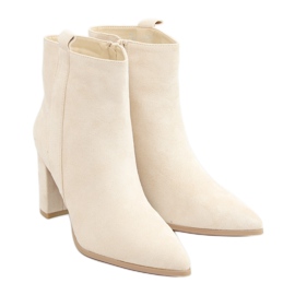 Botas creme clássicas RB106P bege