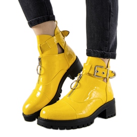 Botas amarelas no padrão de pele de crocodilo Hadley amarelo