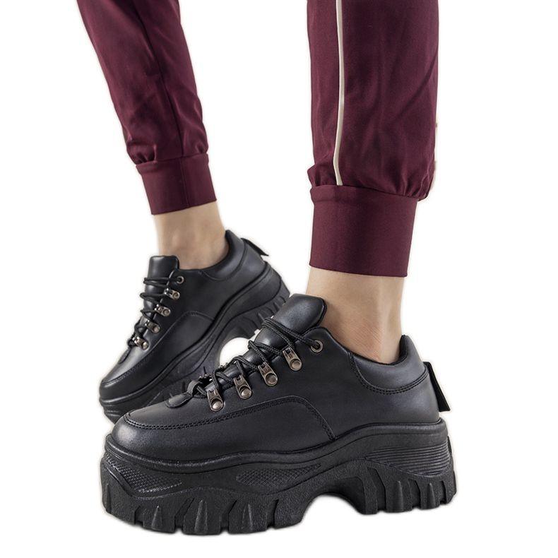 Tênis esportivos femininos pretos Keygo