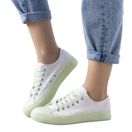 Tênis branco e verde senor feminino