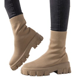 Botas bege com sola grossa Randy Botas bege com sola grossa Randy
