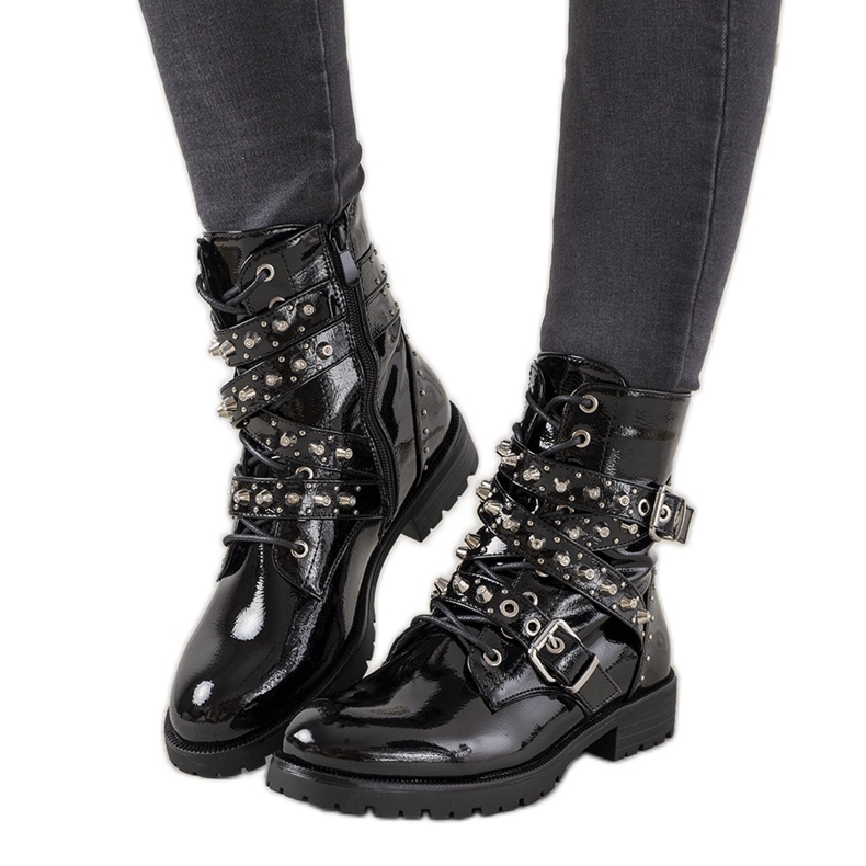 Botas femininas laqueadas pretas da Tanut preto