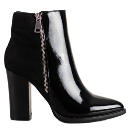 Erynn Botas elegantes com zíper decorativo preto