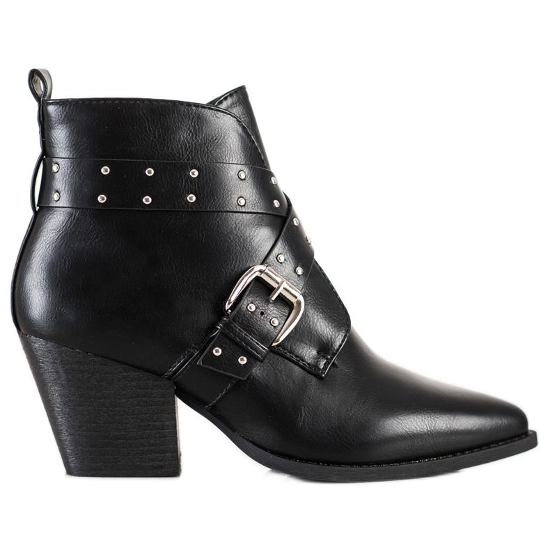 Lucky Shoes Botas de pedra no poste preto