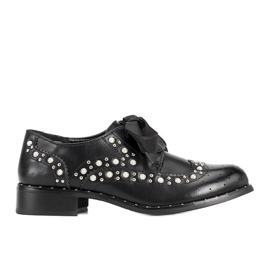 Oxfords pretos com tachas Delvis