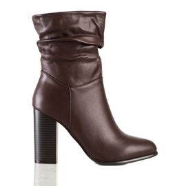 Lovery Botas de cano alto com parte superior enrugada marrom