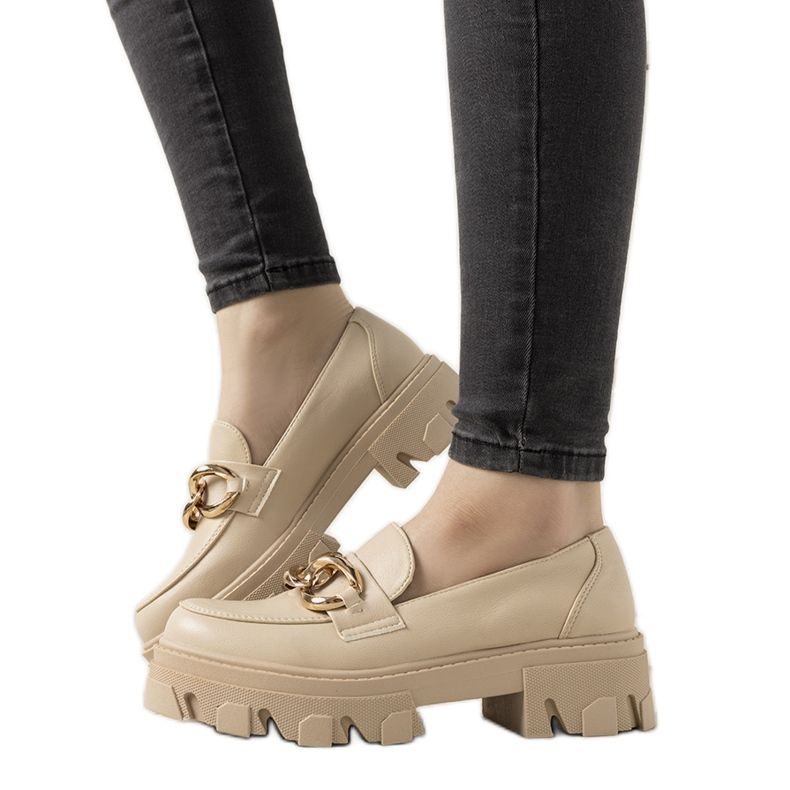 Mocassins bege em sola alta Reyna