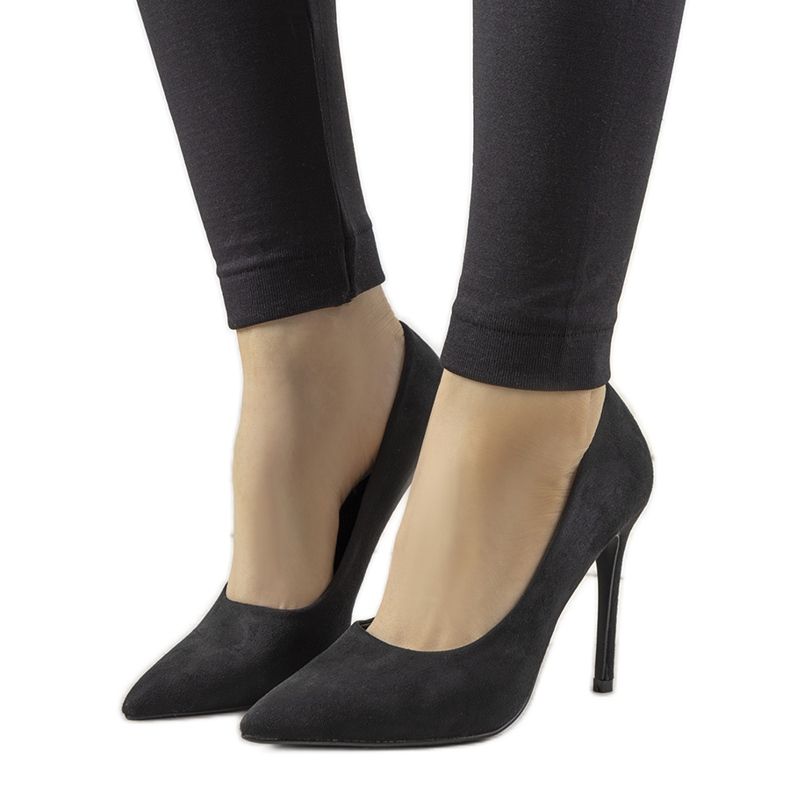 Saltos pretos clássicos de camurça Hyirnar