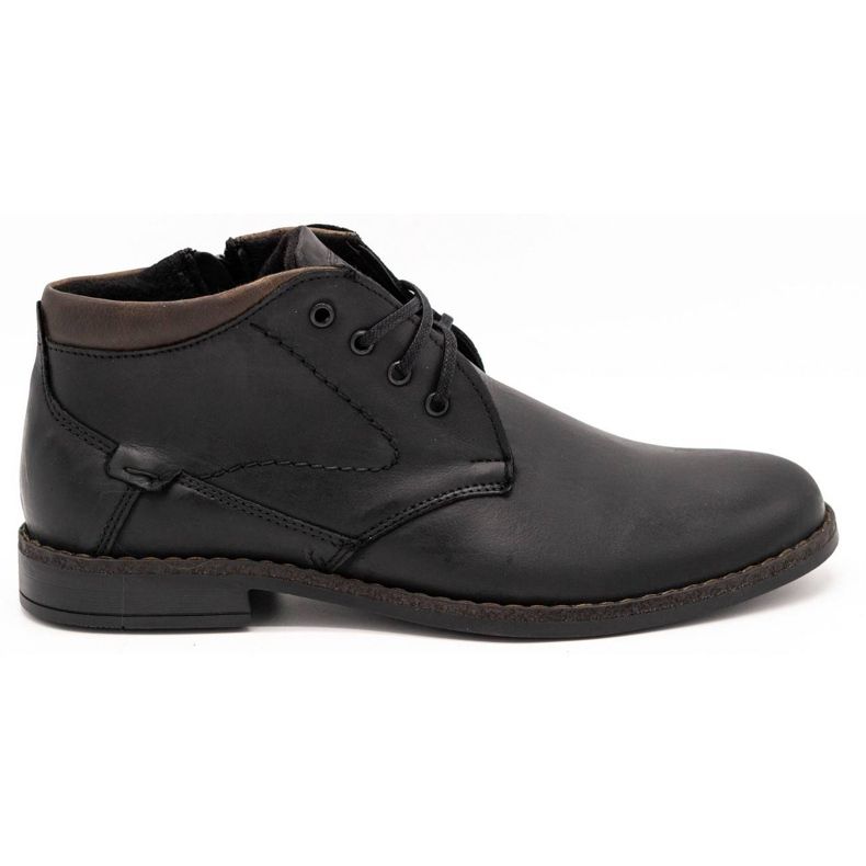 Polbut Botas pretas isoladas C16F preto