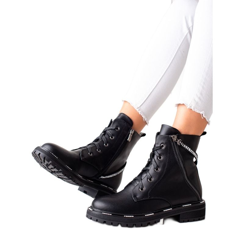 Botas de couro com atacadores da ARTIKER preto