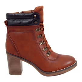 Botas Zuzu Camel de salto alto marrom