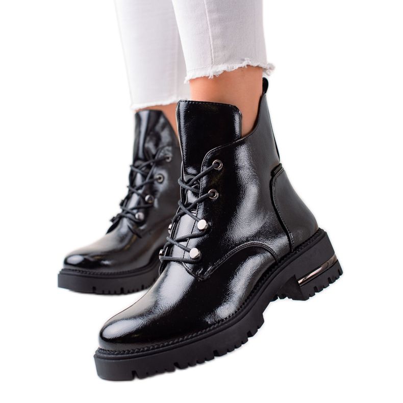 Trabalhadores com cadarços elegantes por Sergio Leone preto