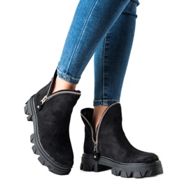 Sweet Shoes Botinhas de camurça com zíper preto