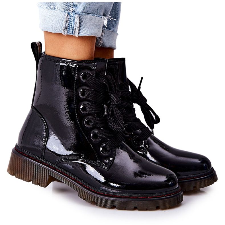 PE1 Lacquered Warm Workers Black Lomess preto