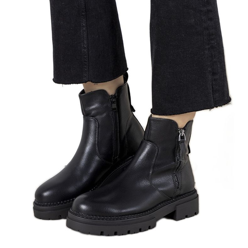 Botas femininas negras vitorinas preto