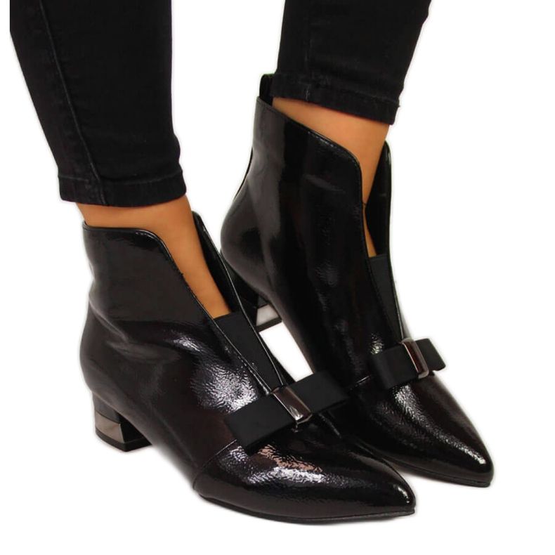 Botas cortadas com laço T.Sokolski W SCA145 preto