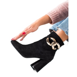 TRENDI Botas elegantes com ornamentos dourados preto