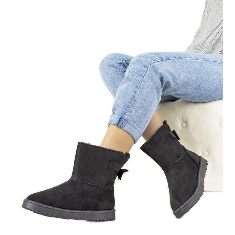 Botas pretas de inverno para mulheres Cross Jeans Lomeli preto