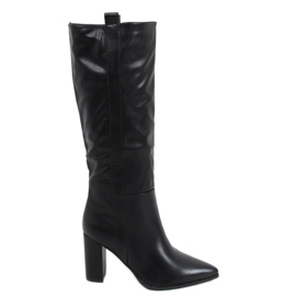 Botas pretas em salto estável RB49P Preto