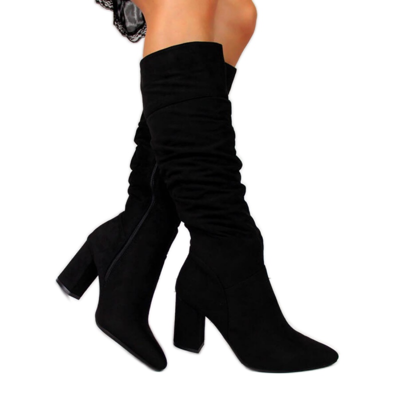 Botas isoladas, enrugadas Vinceza W JAN42A preto