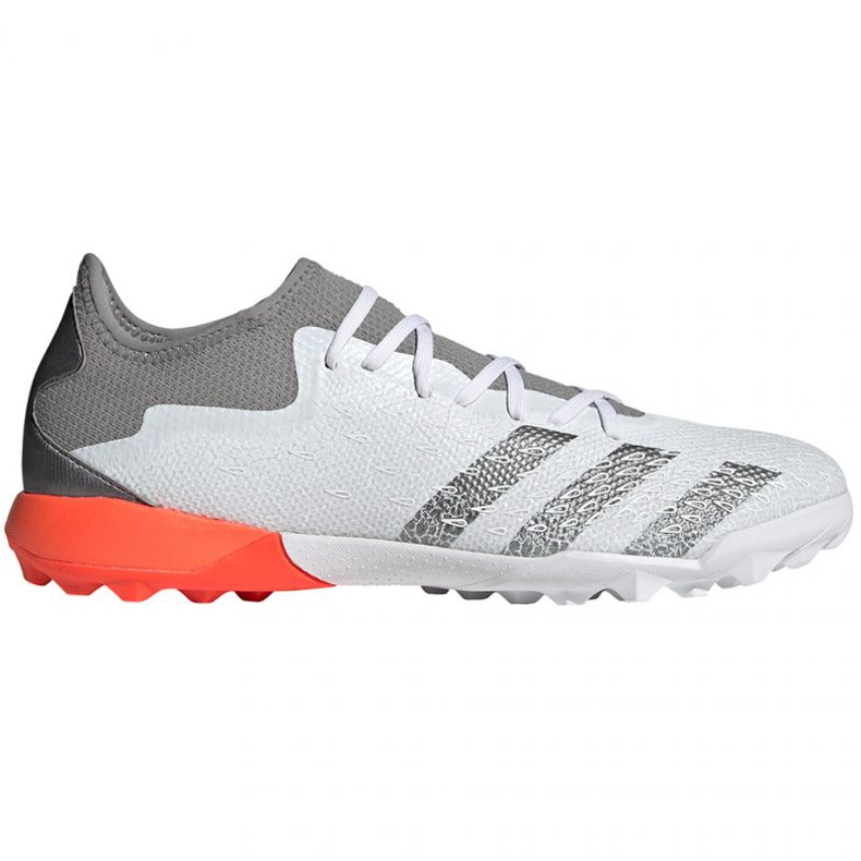 Chuteiras Adidas Predator Freak.3 L Tf M FY6292 branco, branco, cinza / prata branco