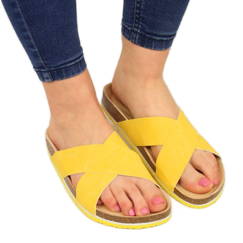 Chinelos de couro Big Star W HH274596 amarelos