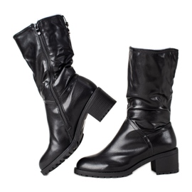 TRENDI Botas confortáveis com couro ecológico preto TRENDI Botas confortáveis com couro ecológico preto