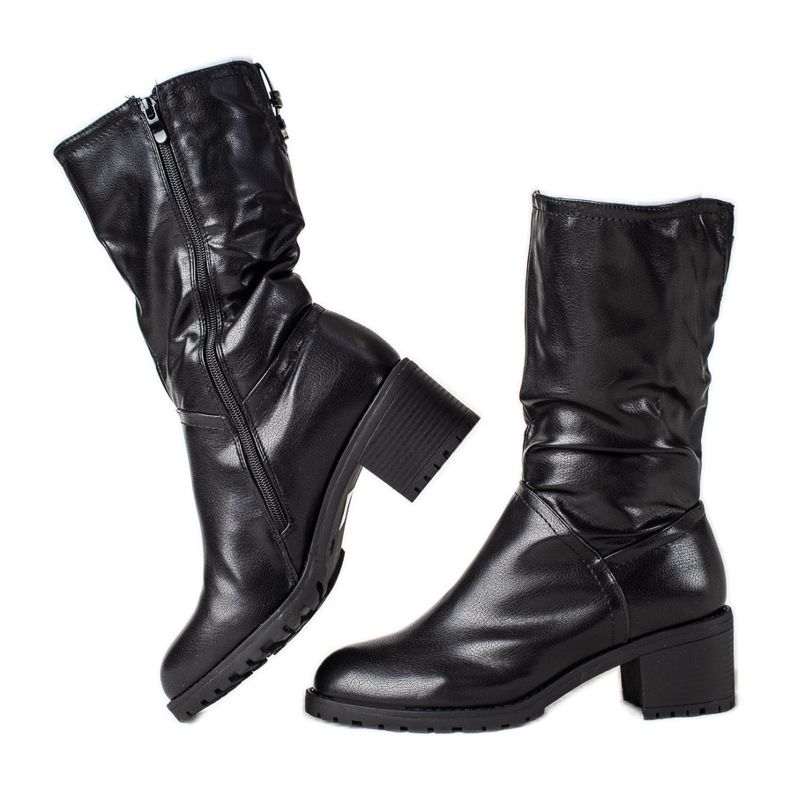 TRENDI Botas confortáveis com couro ecológico preto TRENDI Botas confortáveis com couro ecológico preto