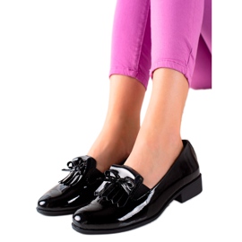 Filippo Brogues de couro com um arco preto