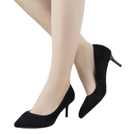 Sapatos pretos com salto agulha Bouvier