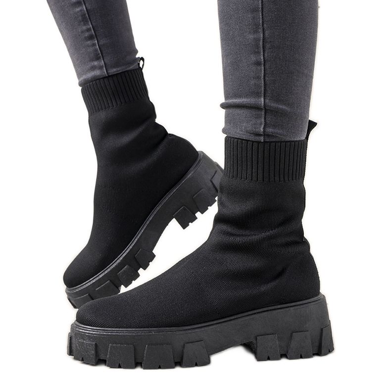 Botas pretas em uma sola grossa Randy preto Botas pretas em uma sola grossa Randy preto