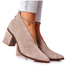 Botas de couro com salto alto Laura Messi Beige 2344 bege Botas de couro com salto alto Laura Messi Beige 2344 bege
