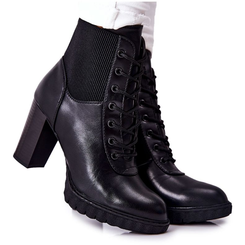 PG1 Botas de couro em um Joyte Post High Black preto